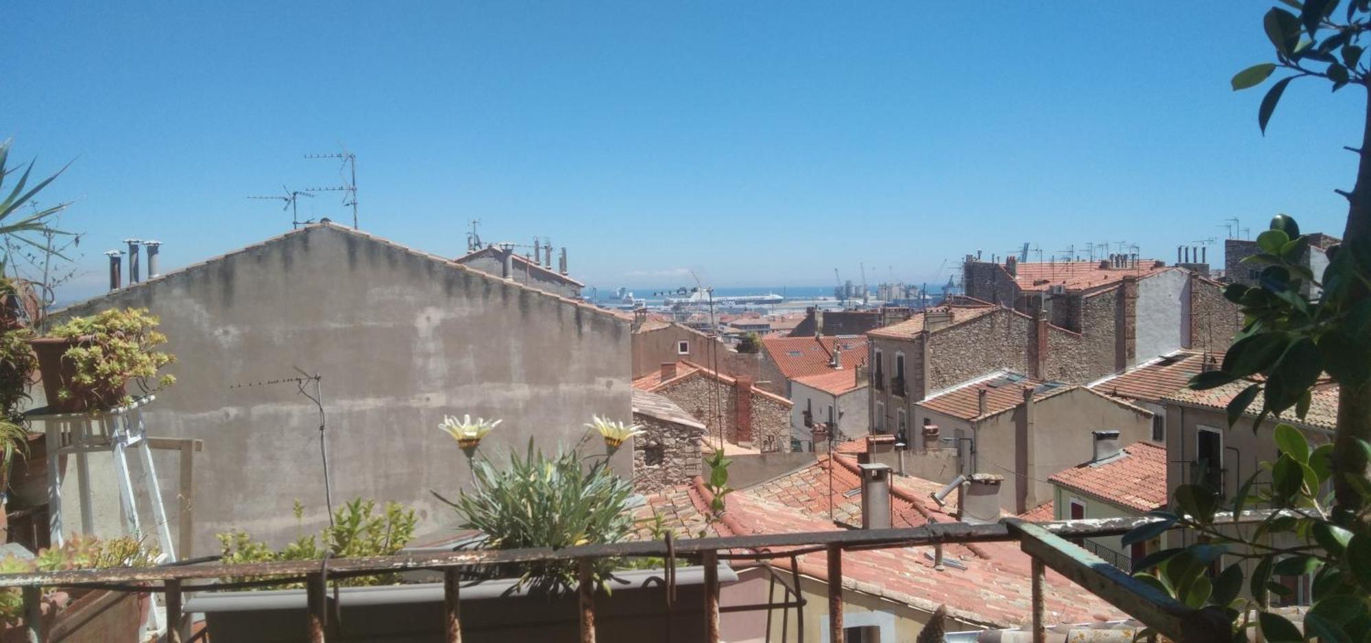 Terrasse De La Revolution Apartment Sete Luaran gambar